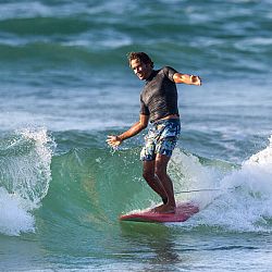 OLAIAN Pánske boardové šortky 500 Palmeraie 17